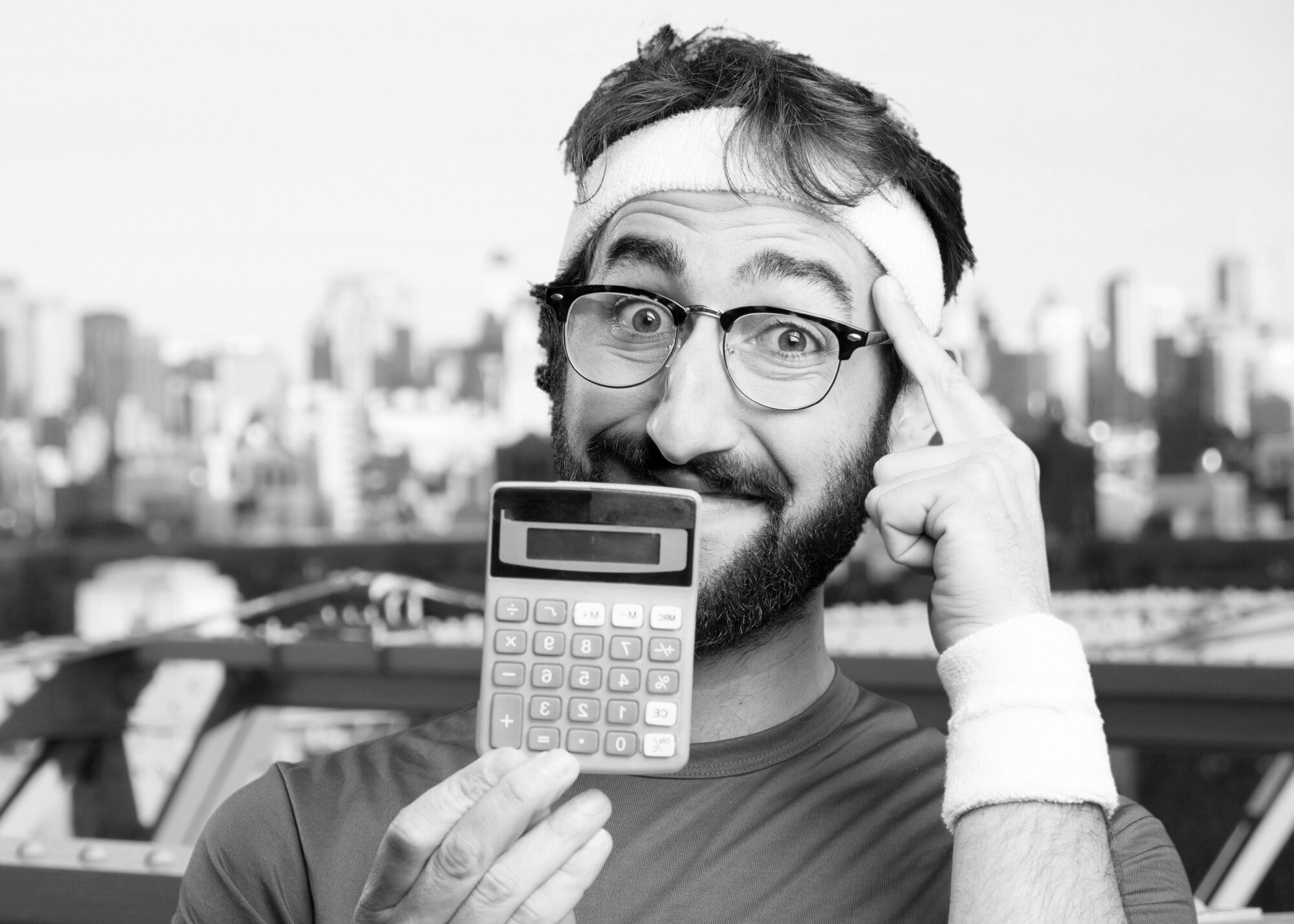הלוואה 10 אלף: מה חשוב לבדוק לפני שלוקחים
